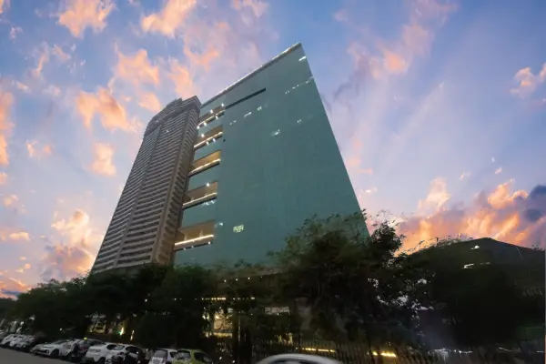 Supernova Astralis Grade-A office tower Sector 94 Noida